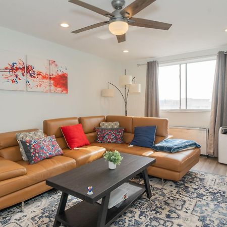 Just Renovated 3 Br/2Bath/ Parking+ Downtown View Lägenhet Atlanta Exteriör bild